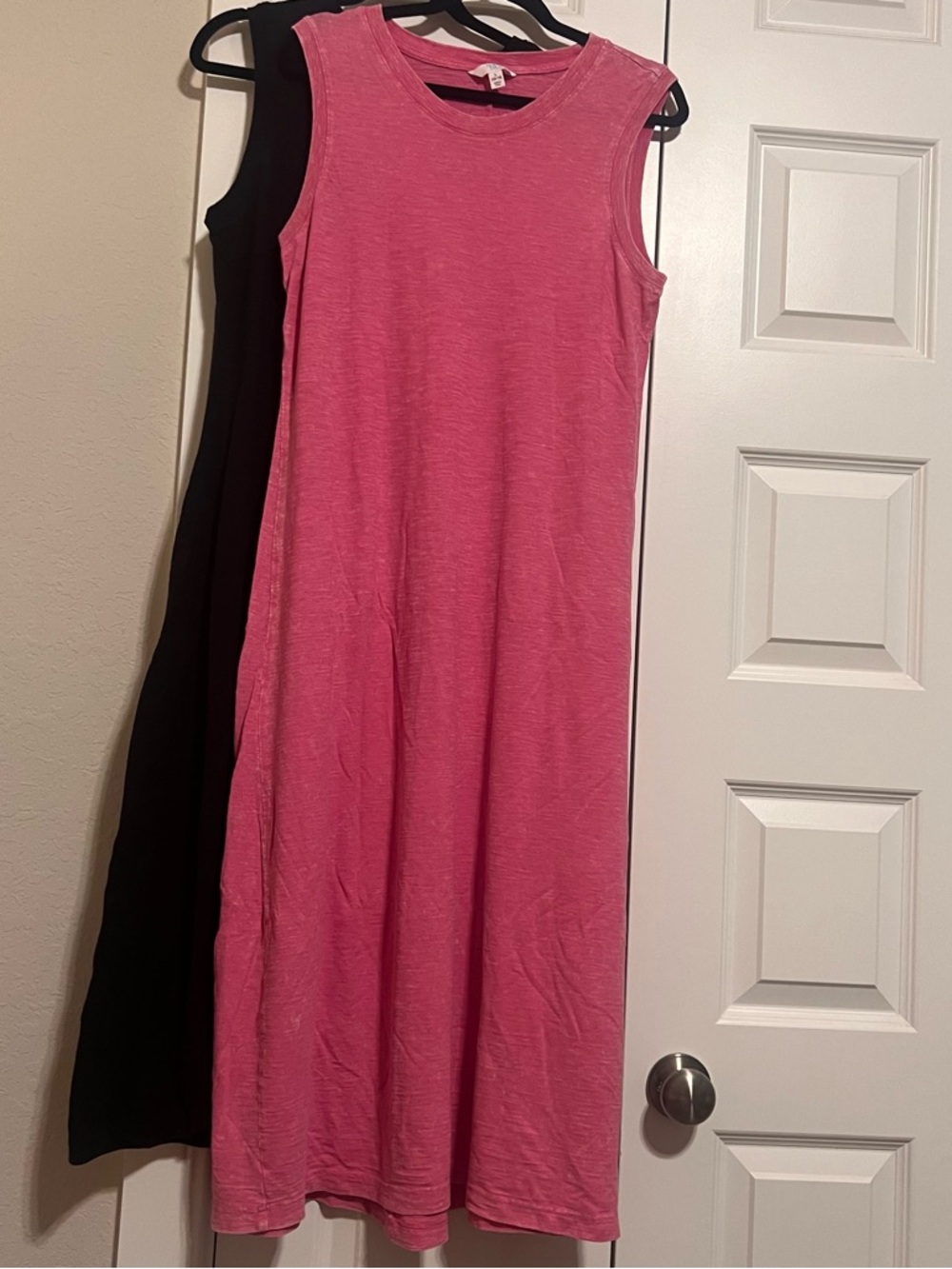 Time and Tru Sleeveless A-Line Dress Set in Olive Green, Pink and Black - Picture 4 of 9